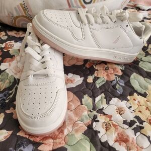 Nautica White Sneakers with Pink Accents (Little girl)
